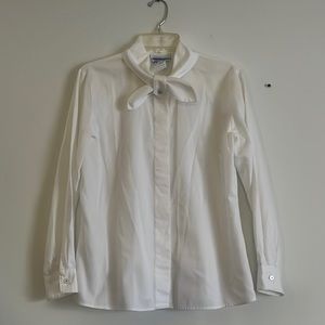Pendleton petite shirt with unique collar